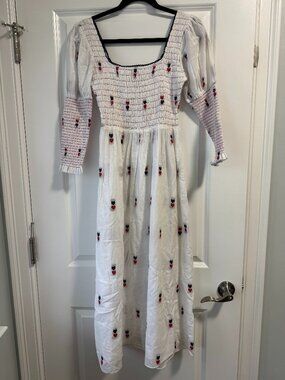 EUC steele White Long Sleeve Heart Dress - Size Small